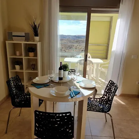 In Mit Terrasse Und Meerblick By Interhome Hébergement de vacances *