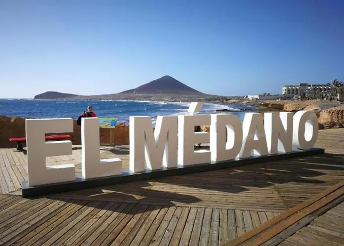 In Mit Terrasse Und Meerblick By Interhome