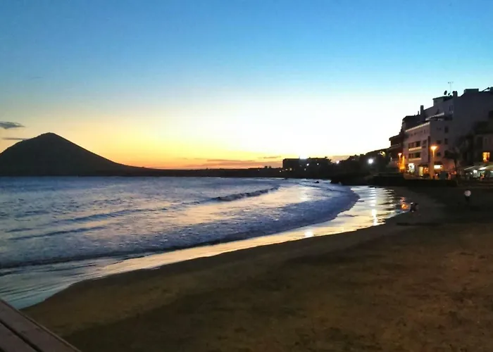 In Mit Terrasse Und Meerblick By Interhome Ferienhaus *